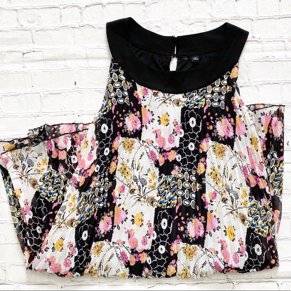 Black & White Floral Pleated Mini Dress